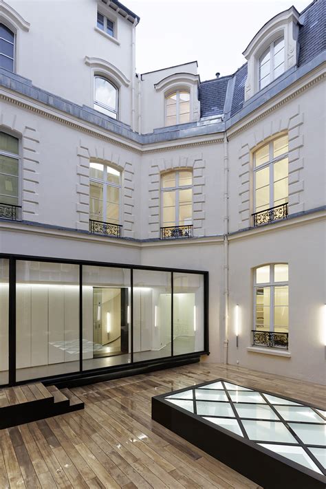 christian dior 3. rue de matgnan|Dior Men Paris / Antonio Virga Architecte .